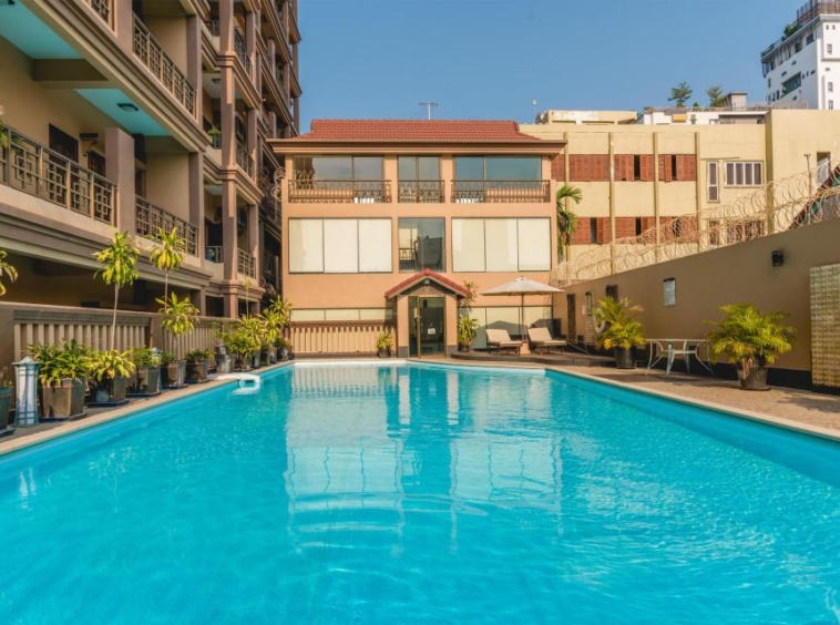 the swimming pool of the luxury serviced apartment for rent in BKK1 Phnom Penh Cambodia