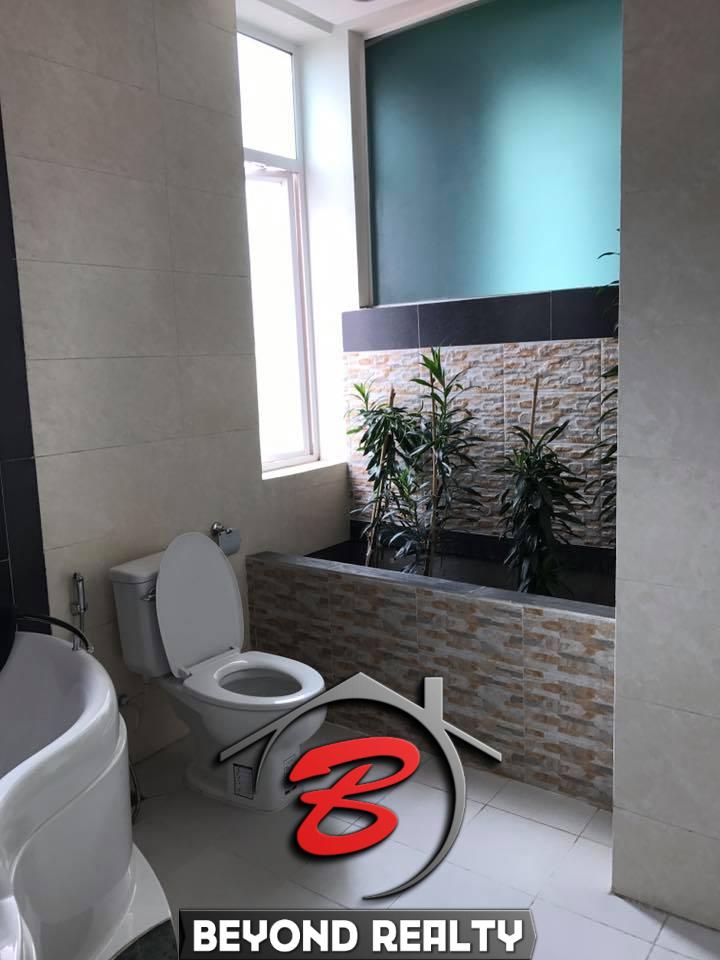 the bathroom of the 1-bedroom luxury spacious serviced apartment for rent in BKK1 in Phnom Penh Cambodia