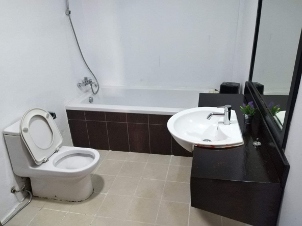a bathroom of the serviced apartment for rent in BKK1 Phnom Penh Cambodia