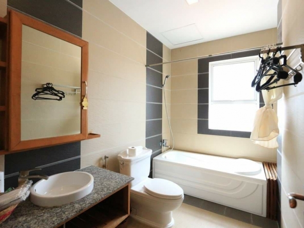 the bathroom of the luxurious serviced apartment for rent in BKK1 in Phnom Penh Cambodia