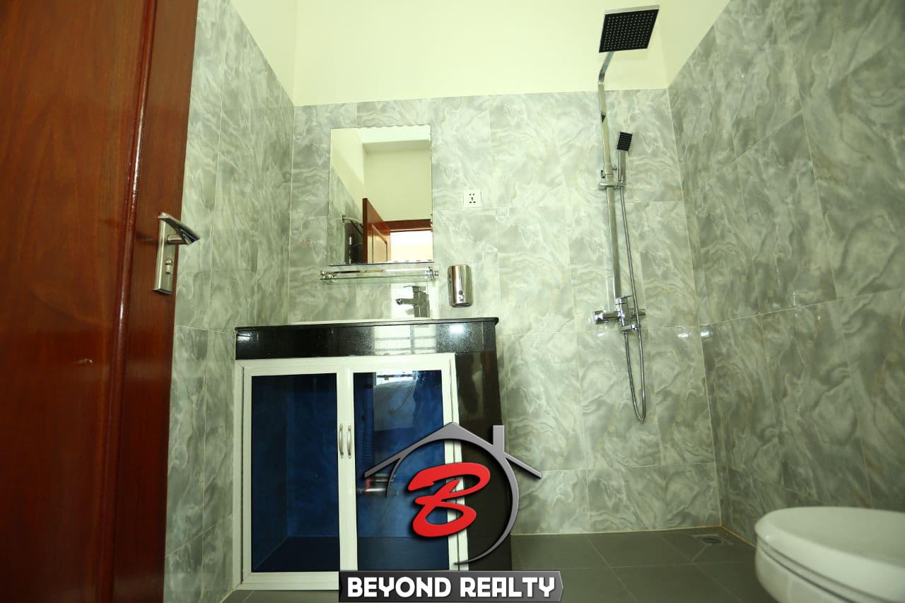 the bathroom of the 1br serviced apartment for rent in BKK2 Phnom Penh Cambodia