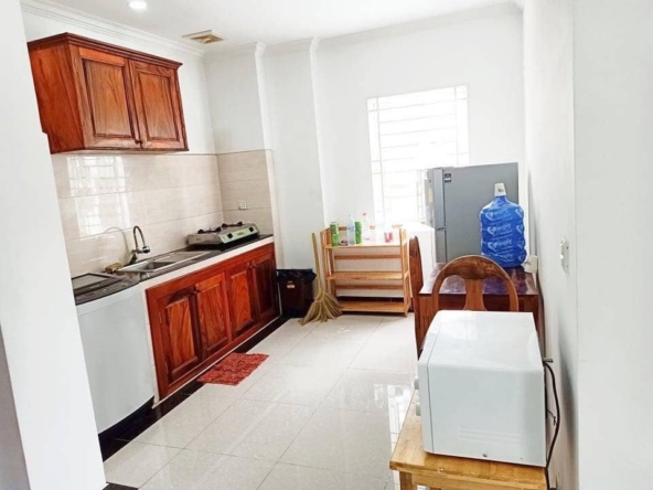 the kitchen of the 1br serviced flat for rent in Toul Tom Poung Phnom Penh Cambodia