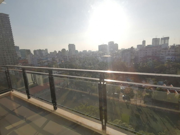 the balcony of the 2br luxury condo flat for rent in Boeng Raing Daun Penh Phnom Penh riverside