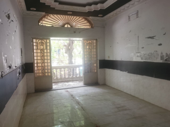 5-bedroom shophouse for rent on the main road in Tonle Bassac Phnom Penh Cambodia