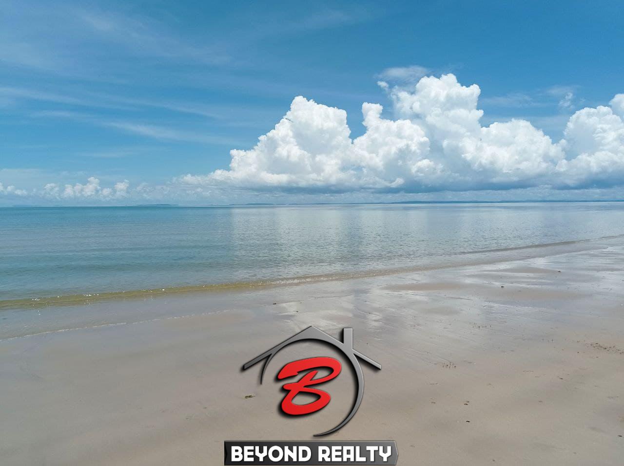the beach of beachfront land for sale in Srae Ambel Koh Kong Cambodia