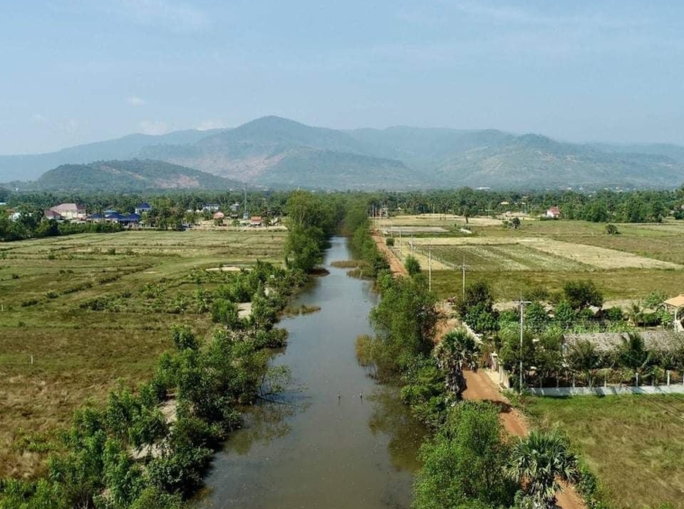 riverside river-view land for sale in Kampot