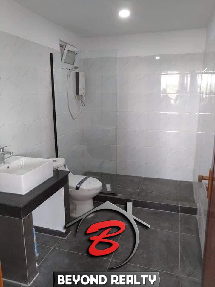 the bathroom of the studio apartment resale at CVIK Apartments 3 in Sangkat 4 Sihanoukville Cambodia